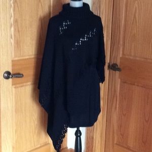 NAVIGATE WOMAN Asymmetrical Turtleneck Poncho